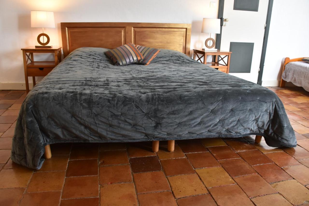 Bed & Breakfast D'hotes Ptits Dej Inclus - Salle D'eau A Vous - Parking Prive Gratuit - Centre Bergerac 5km - Domaine De Bellevue En Perigord *
